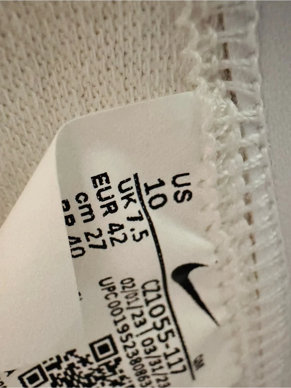 Nike Blazer Mid '77 Vintage Triple White Sneaker W10 / M8.5